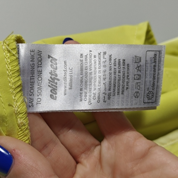 EDIKTED Flourescent Yellow Wide Leg Cargo Pants Size Medium - Picture 3 of 16